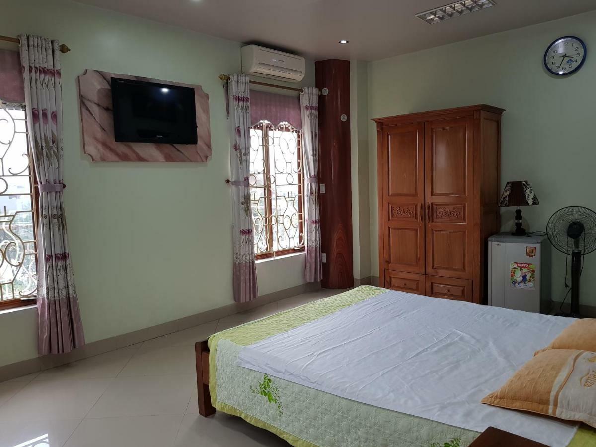 Hotel Khach San Anh Dao Phu Ly Zewnętrze zdjęcie