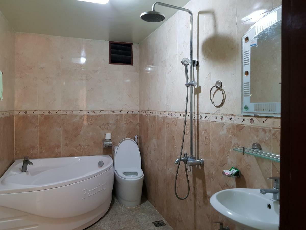 Hotel Khach San Anh Dao Phu Ly Zewnętrze zdjęcie